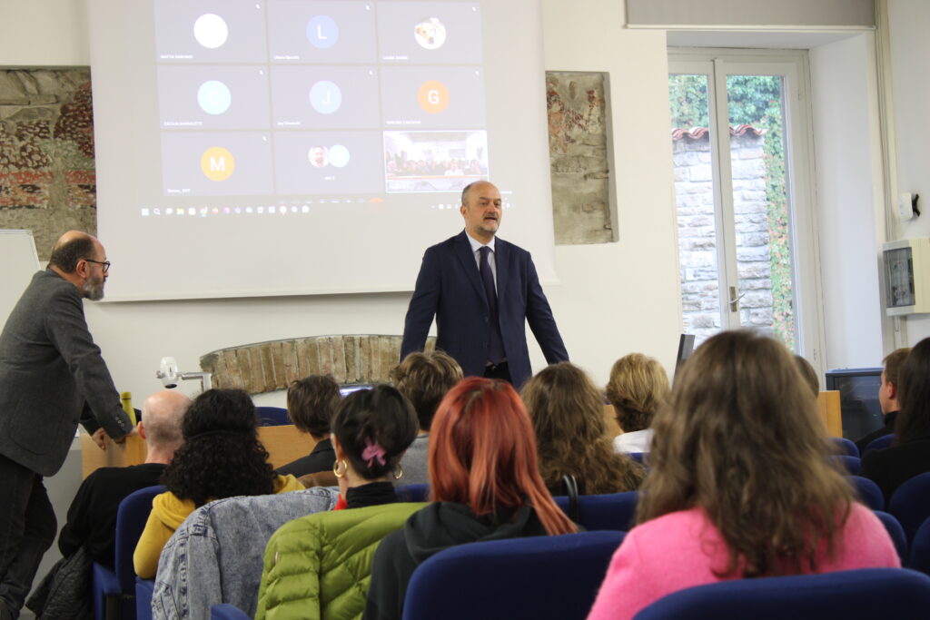 UniBg OnAir Academy parte con il Rettore